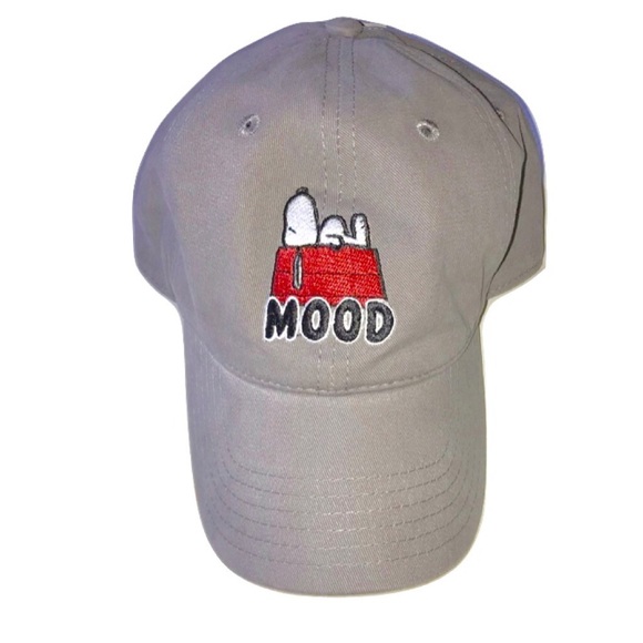 snoopy mood hat